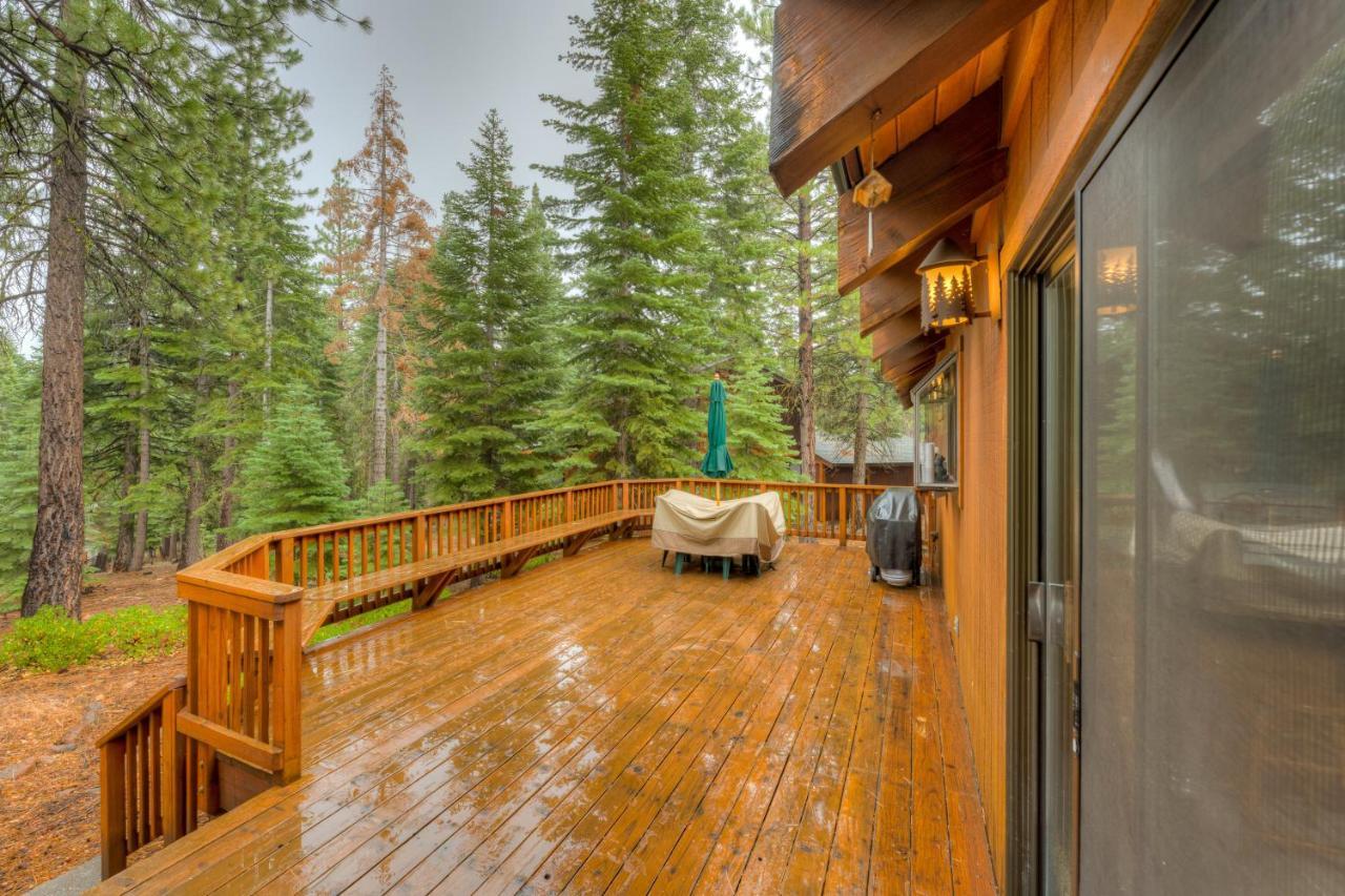 Grizzly Cabin Тръки Екстериор снимка